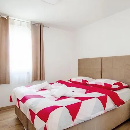 2 Bedroom In Holiday home *